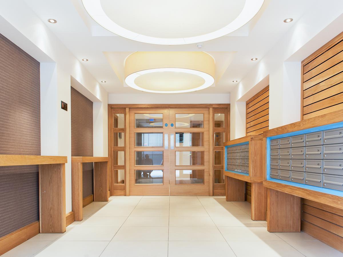 Camstay Riverside CBG Exterior photo