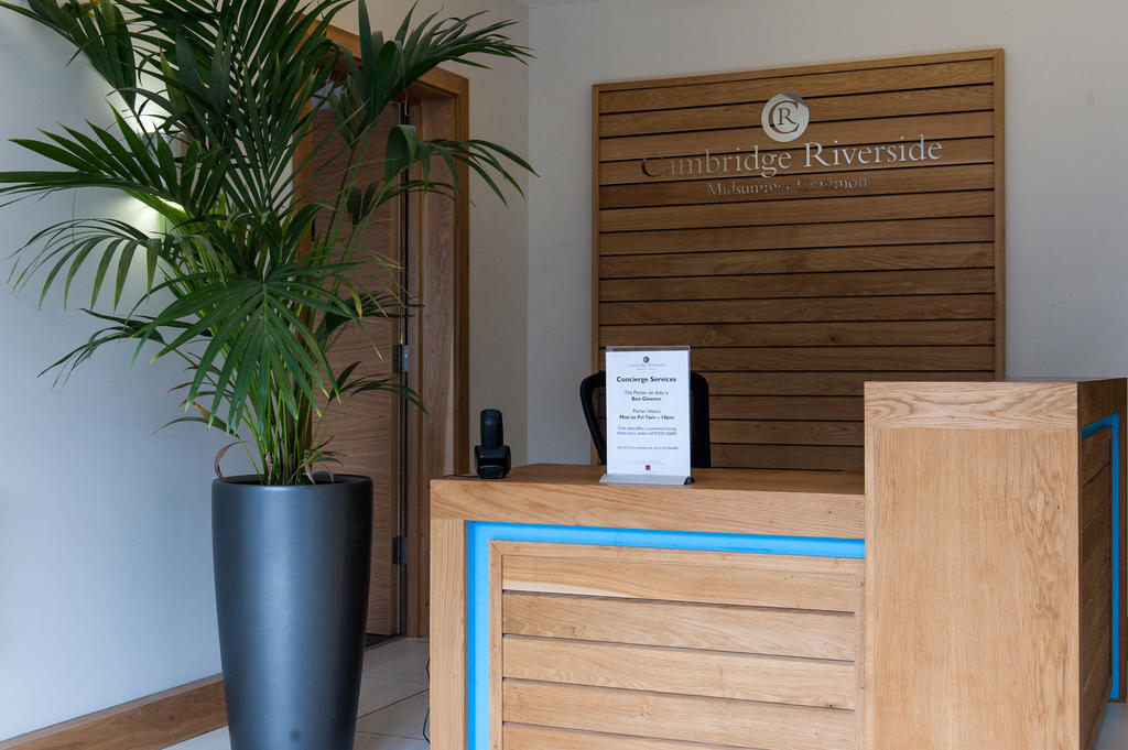 Camstay Riverside CBG Room photo